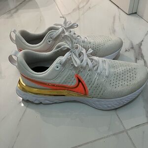 Nike React Infinity Run Flyknit 2 Size 12